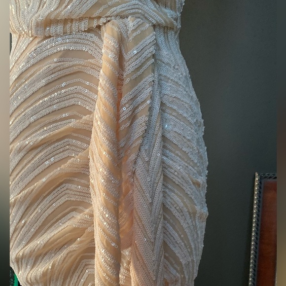 Nookie Zahara Sleeveless Sequin Ivory Mini Dress Womens Size Large - Picture 9 of 10